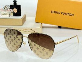 Picture of LV Sunglasses _SKUfw56835192fw